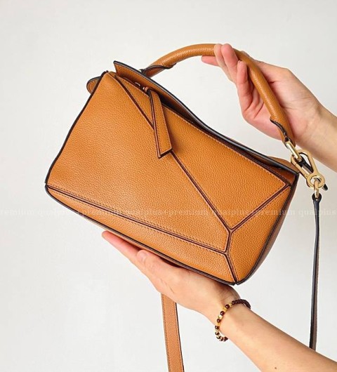 로에베 퍼즐백 스몰