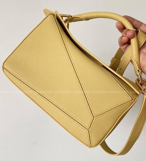 로에베 퍼즐백 스몰