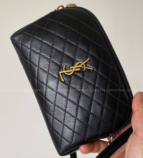 입생로랑 GABY 지퍼 파우치 숄더백