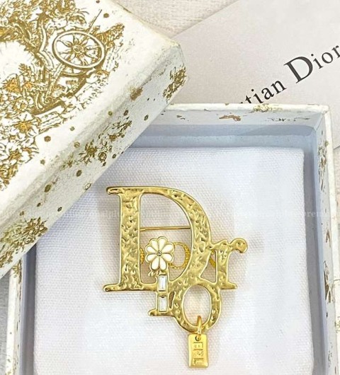 디올 D*OR by ERL 브로치