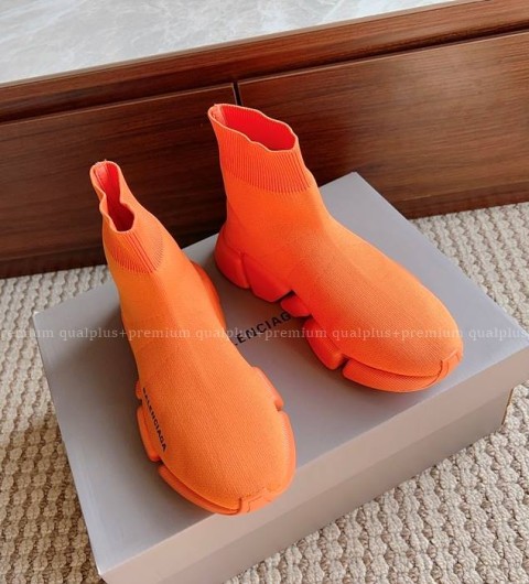 발렌시아가 스피드러너 2.0 레이스업 스니커즈 남녀공용