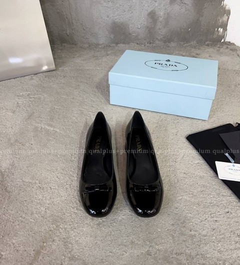 프라다 발레리나 슈즈 여성용