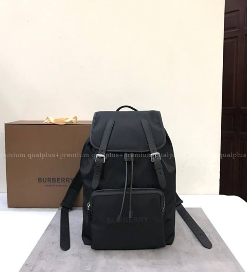 버버리 백팩 남녀공용