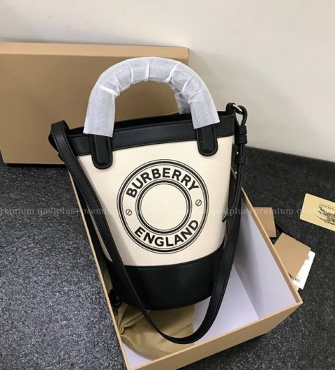 버버리 호스페리 버킷 탑핸들백