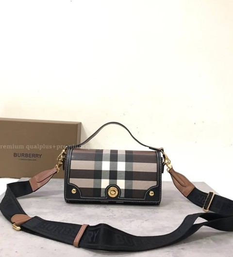 버버리 노트 탑핸들백