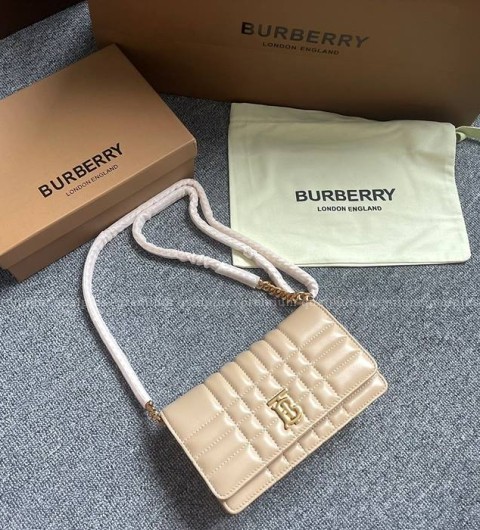 버버리 롤라 클러치 숄더백