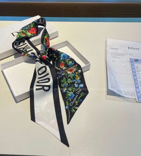 [국내배송] 디* 플라워 트윌리 스카프