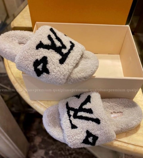 루이비통 LV 램스울 슬라이드 슬리퍼 여성용