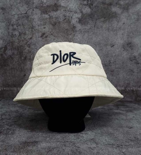 [국내배송] 디* 매크로까나쥬 패턴 스티치 버킷햇