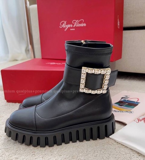 로저비비에 비브 고틱 스트라스 버클 앵클 부츠 여성용