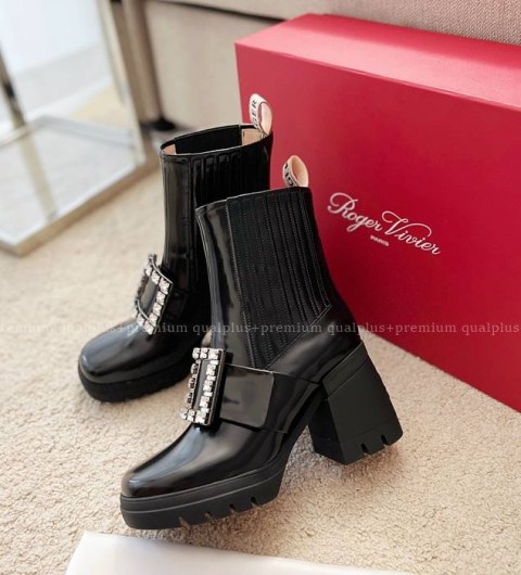 로저비비에 윌러 비브 스트라스 버클 첼시 부츠 9.5cm 여성용