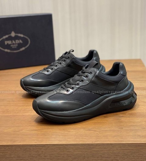 프라다 바이크 스니커즈 남성용