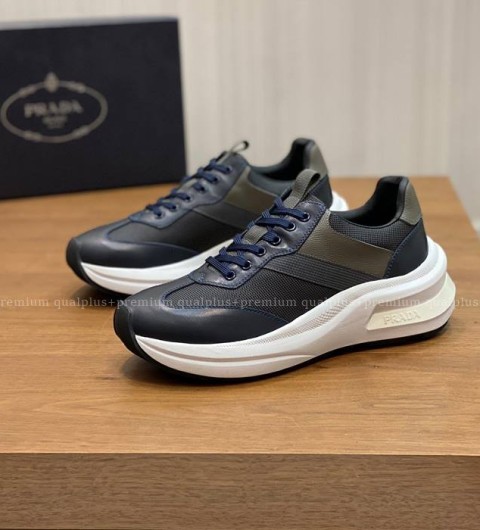 프라다 바이크 스니커즈 남성용
