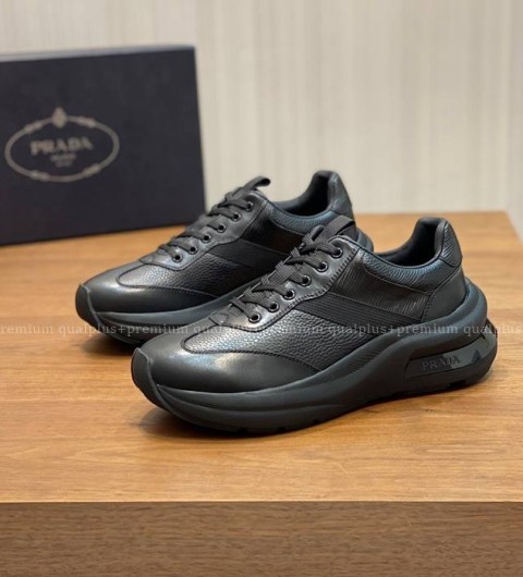 프라다 바이크 스니커즈 남성용