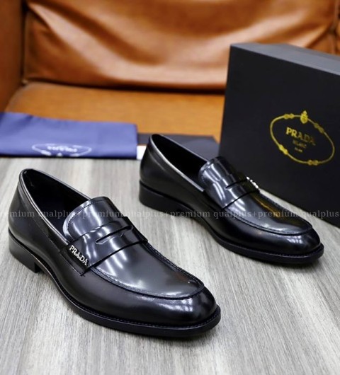 프라다 가죽 로퍼 남성용