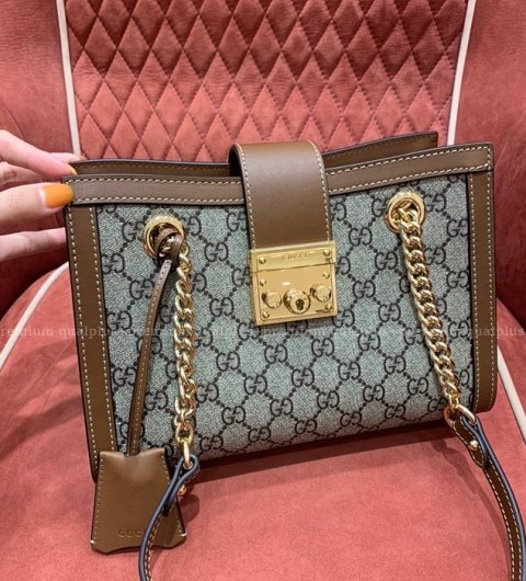 구찌 498156 패들락 GG 수프림 캔버스 숄더백