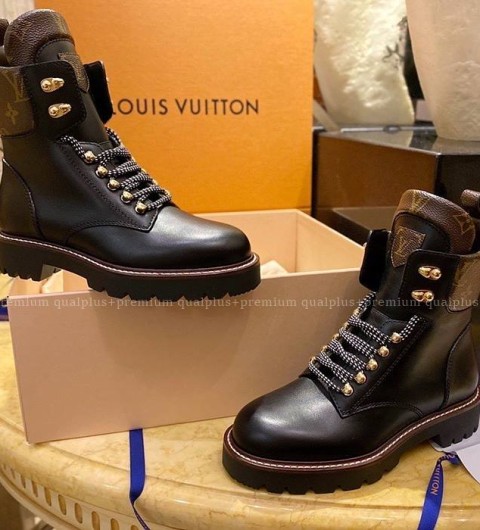 루이비통 레이스업 부츠 여성용