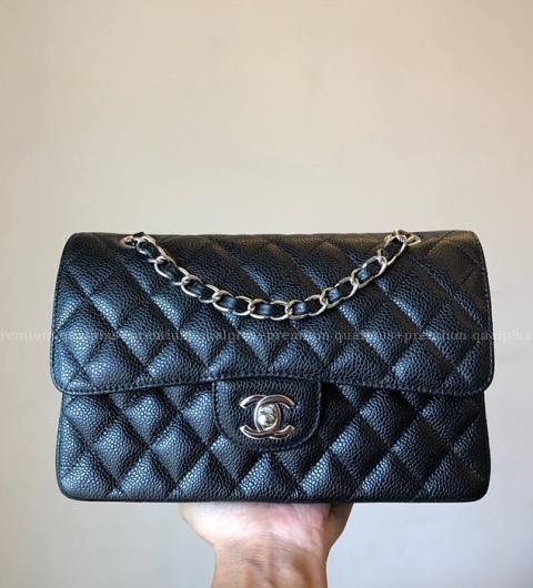 샤넬 클래식 숄더백 스몰