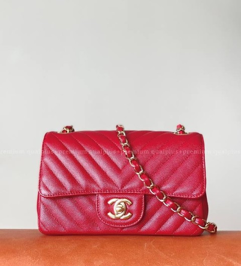 샤넬 클래식 숄더백 미니