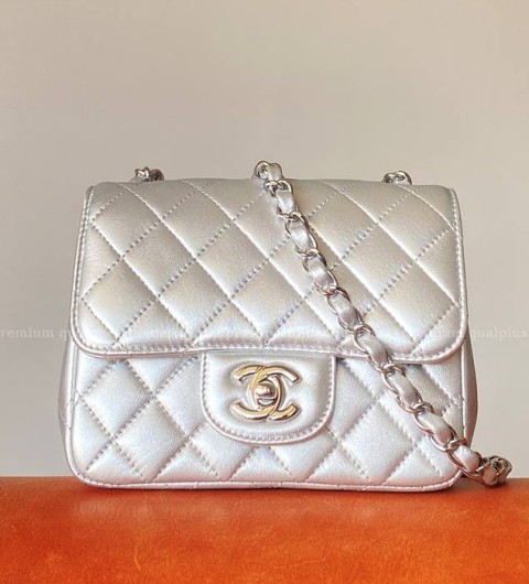 샤넬 클래식 숄더백 미니 쁘띠삭