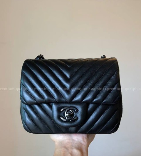 샤넬 클래식 숄더백 미니 쁘띠삭