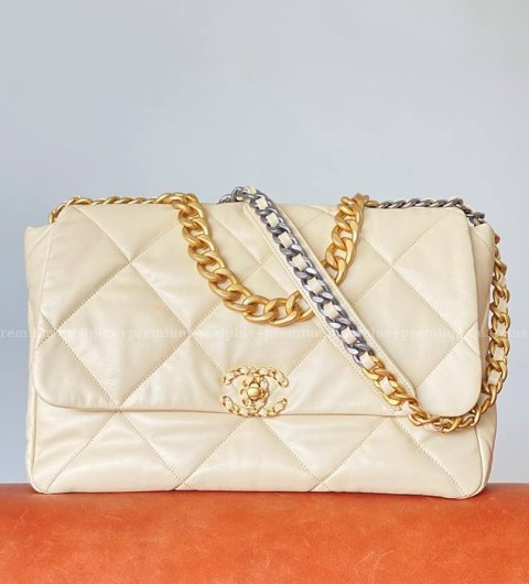 샤넬 19 숄더백 맥시