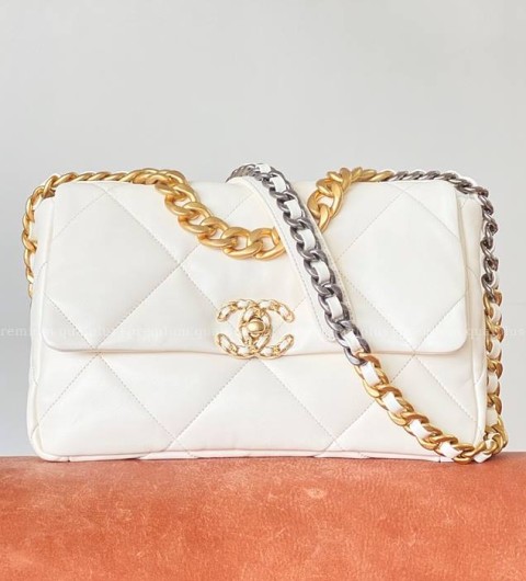 샤넬 19 숄더백 라지