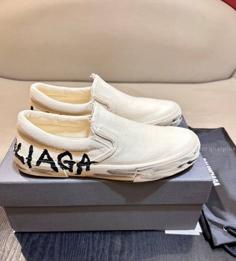 발렌시아가 파리스 슬립온 그래비티 스니커즈 남성용