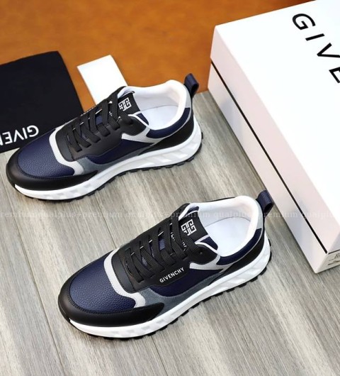 지방시 러너 스니커즈 남성용