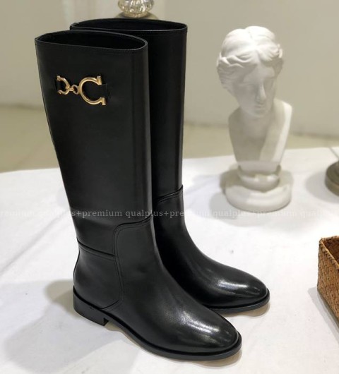 페라가모 간치니 부츠 여성용 2.5cm