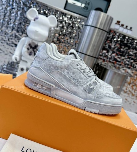 루이비통 LV 트레이너 스니커즈 남녀공용