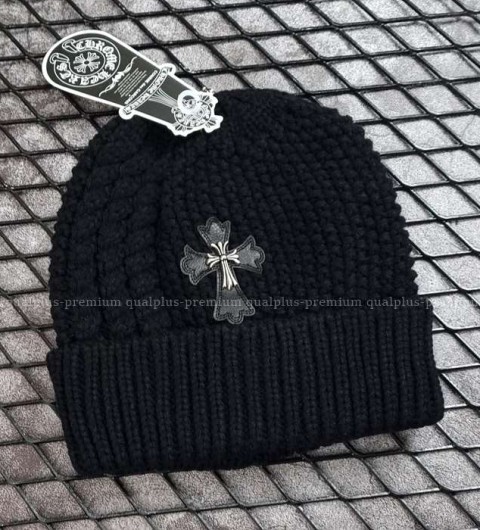 [국내배송] 크*하츠 크로스 레더패치 꼬임울 비니