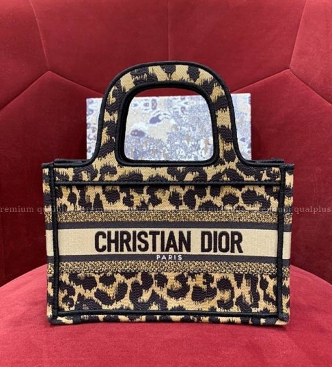 디올 북토트백 미니