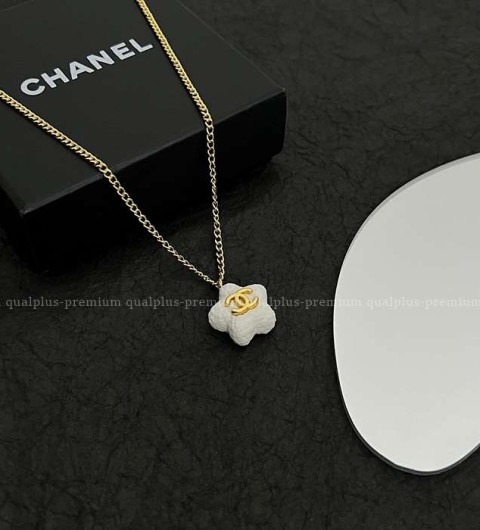 샤넬 CC 스타 목걸이