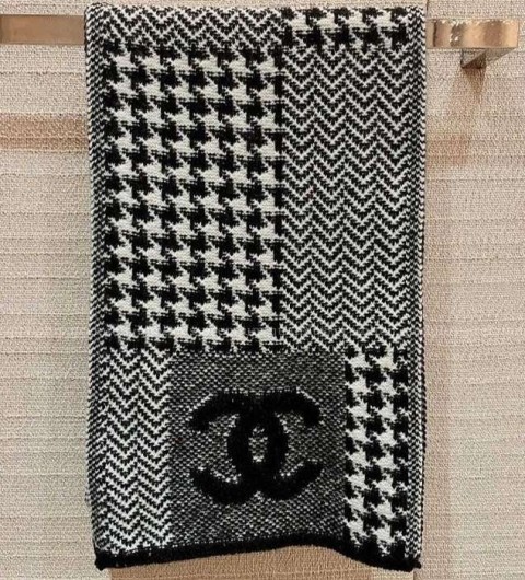 [국내배송] 샤* CC로고 하운드 체크 머플러