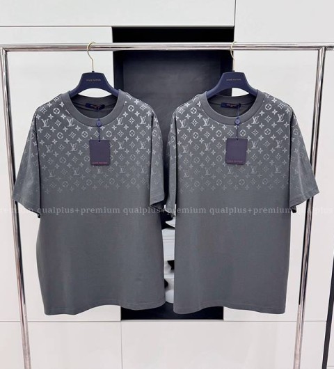 루이비통 모노그램 그라디언트 반팔티셔츠