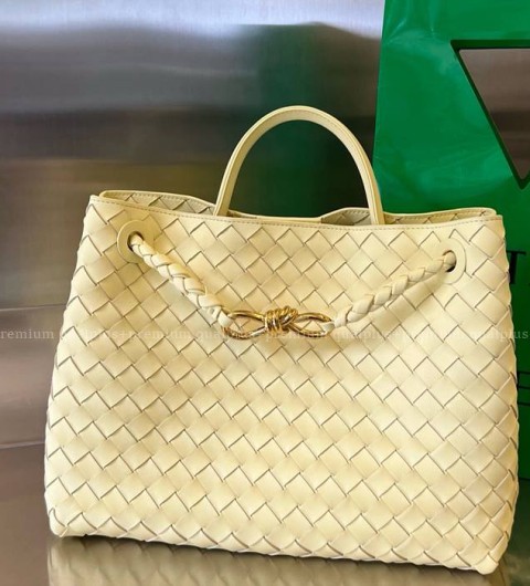 보테가베네타 743572 안디아모 핸드백 미듐