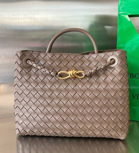 보테가베네타 743572 안디아모 핸드백 미듐