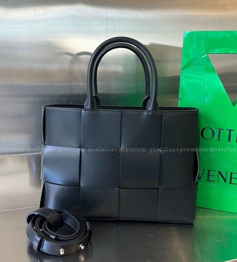 보테가베네타 766954 아르코 토트백 스몰