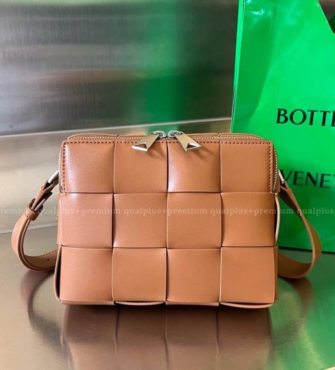 보테가베네타 730027 카세트 카메라 숄더백 남성용