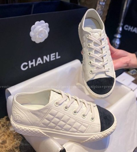 샤넬 퀄팅 스니커즈 여성용