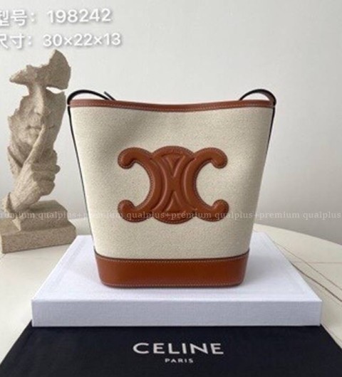 셀린느 198242 퀴르 트리오페 버킷 숄더백