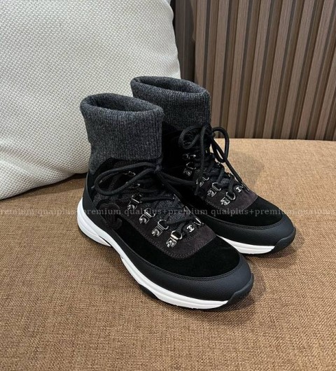 샤넬 23B 니트 스웨이드 트레이너 스니커즈 여성용