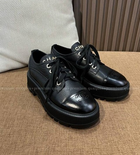 샤넬 레이스업 플랫슈즈 여성용