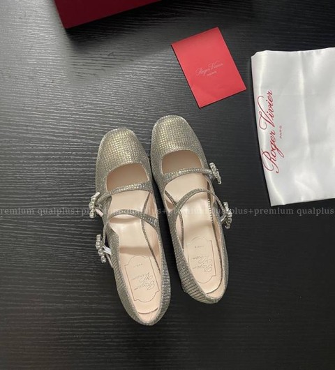 로저비비에 미니 트레 비비에 스트라스 버클 베이비 발레리나 슈즈 3.5cm 여성용