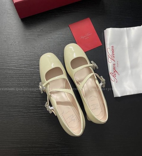 로저비비에 미니 트레 비비에 스트라스 버클 베이비 발레리나 슈즈 3.5cm 여성용