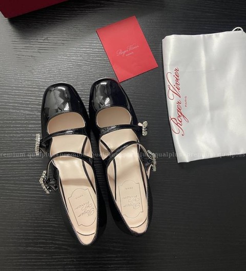 로저비비에 미니 트레 비비에 스트라스 버클 베이비 발레리나 슈즈 3.5cm 여성용