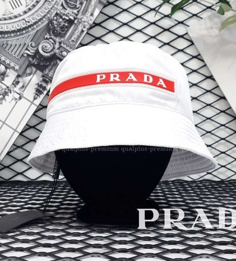 [국내배송] 프*다 레드라인 로고 테크니컬 패브릭 버킷 모자