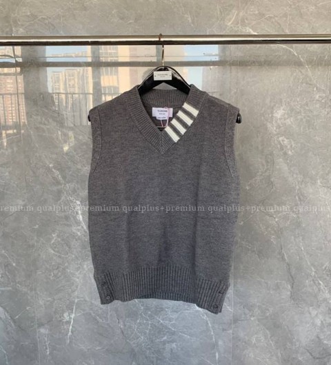 톰브라운 넥 4-바 베스트 니트 조끼