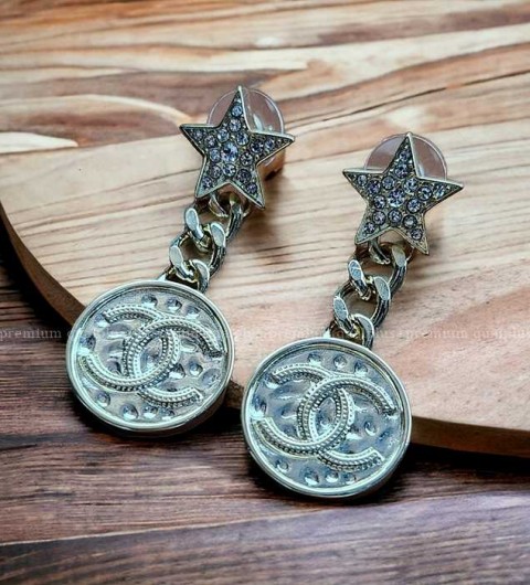 [국내배송] 샤* 귀걸이